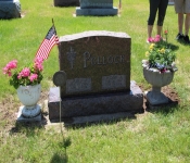 2016 05 29 SiousFalls Gravestone 001